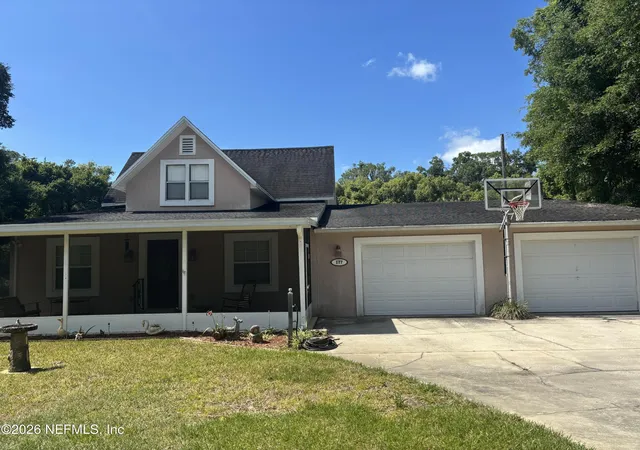 Homes for sale in San Mateo, FL | 177 Central Ave, San Mateo, FL 32187 | MLS# 2142137