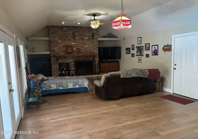 Homes for sale in San Mateo, FL | 177 Central Ave, San Mateo, FL 32187 | MLS# 2142137