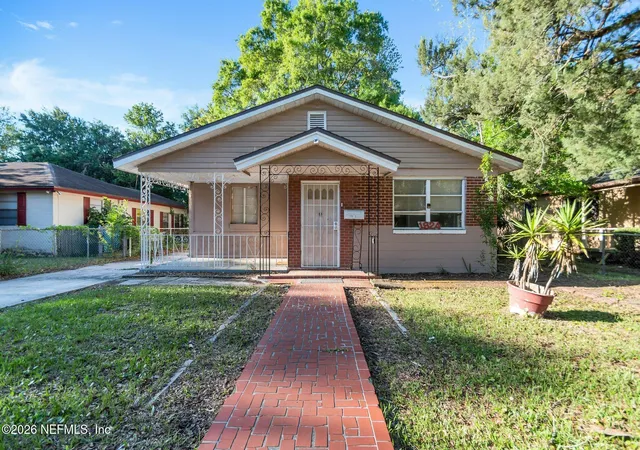 1st image of 1824 W 10th St, Jacksonville, FL 32209 | MLS# 2142148