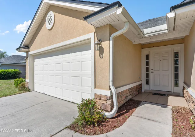 4th image of 6933 Southern Oaks Dr W, Jacksonville, FL 32244 | MLS# 2142734