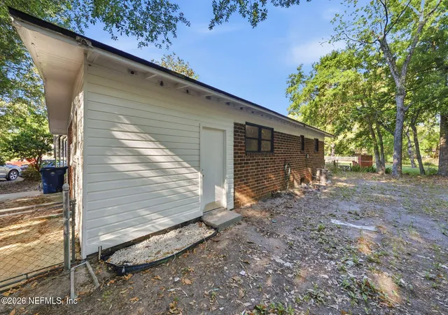 Homes for sale in Jacksonville, FL | 4207 Francis Rd, Jacksonville, FL 32209 | MLS# 2142795