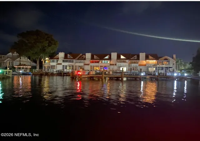 Homes for sale in Green Cove Springs, FL | 142 Governor Street, Green Cove Springs, FL 32043 | Houzeo