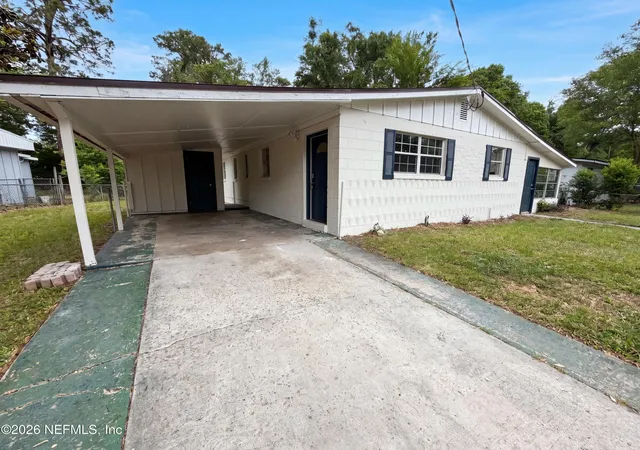 Homes for sale in Jacksonville, FL | 7361 Proxima Rd, Jacksonville, FL 32210 | MLS# 2143009