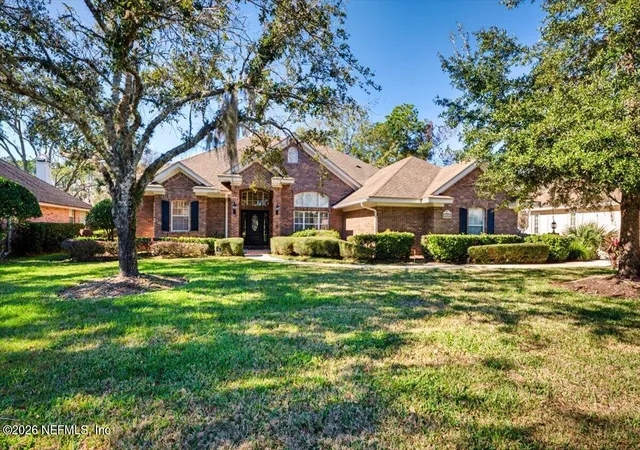 Photo 1 of Single family home for sale at 586 Thornwood Ln, Orange Park, FL 32073 | MLS# 2143231 | Listing updated on 2026-06-10