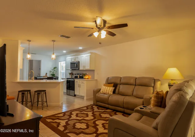 4th image of 1455 Tomcat Dr, Jacksonville, FL 32221 | MLS# 2143278
