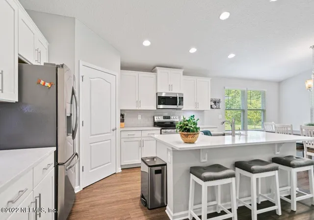 Photo 3 of Single family home for sale at 1881 Sage Crk Pl, Middleburg, FL 32068 | MLS# 2144065 | Listing updated on 2026-08-31