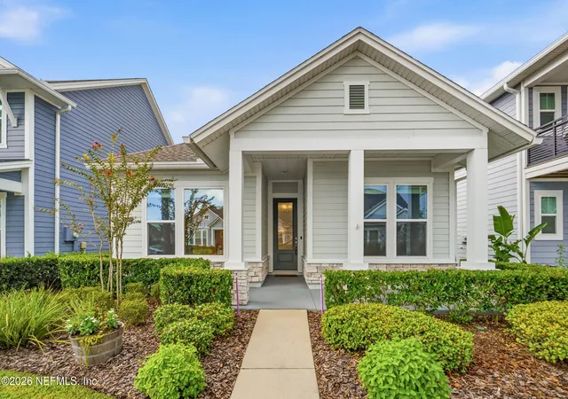 Photo 1 of Single family home for sale at 185 Park Ctr Ave, Ponte Vedra, FL 32081 | MLS# 2143863 | Listing updated on 2026-09-16