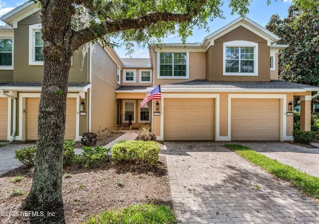 Homes for sale in Jacksonville, FL | 11927 Surfbird Cir #12E, Jacksonville, FL 32256 | MLS# 2143354