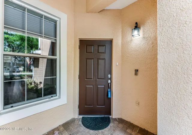 Homes for sale in Jacksonville, FL | 11927 Surfbird Cir #12E, Jacksonville, FL 32256 | MLS# 2143354