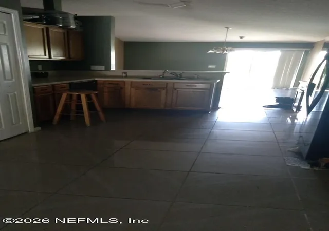 3rd image of 3172 Sedona Trl, Jacksonville, FL 32208 | MLS# 2147490