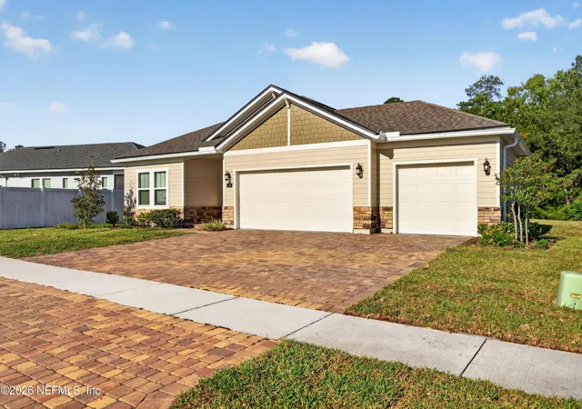 Homes for sale in Jacksonville, FL | 1486 Panther Lake Pkwy, Jacksonville, FL 32221 | MLS# 2143622