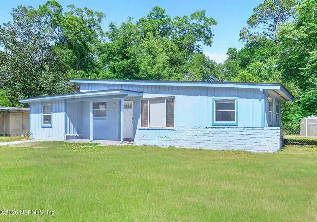 2nd image of 1629 Louvre Dr, Jacksonville, FL 32221 | MLS# 2143696