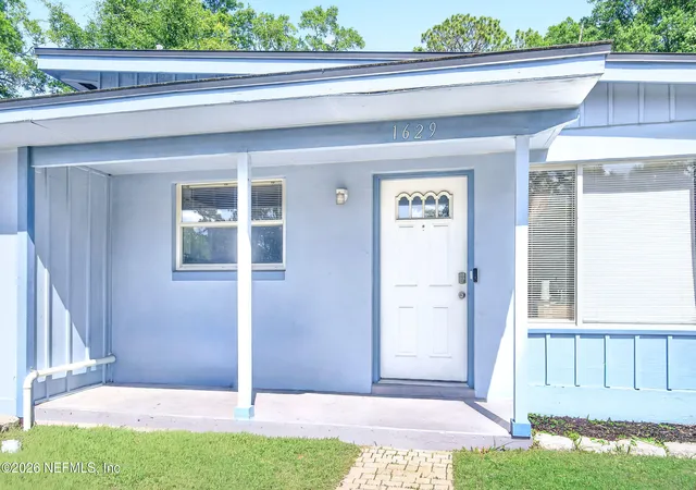 4th image of 1629 Louvre Dr, Jacksonville, FL 32221 | MLS# 2143696