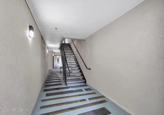 Homes for sale in Jacksonville, FL | 8290 Gate Pkwy W #132, Jacksonville, FL 32216 | MLS# 2144136