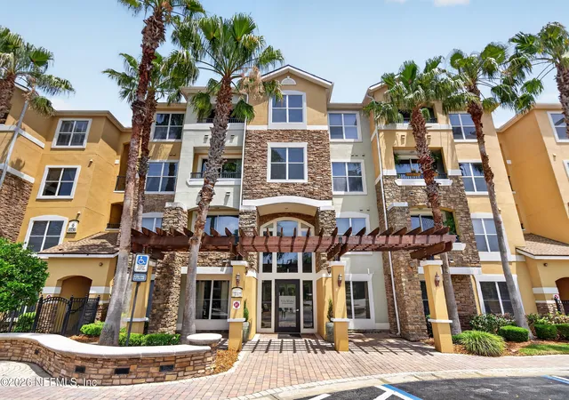 Homes for sale in Jacksonville, FL | 8539 Gate Pkwy W #9439, Jacksonville, FL 32216 | MLS# 2144990