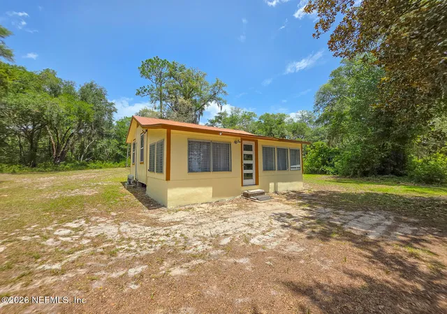 Photo 3 of Single family home for sale at 5325 Almond Ct, Keystone Heights, FL 32656 | MLS# 2143799 | Listing updated on 2026-08-24