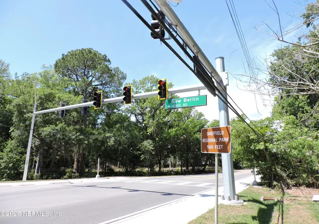 5th image of 3713 Cedar Point Rd, Jacksonville, FL 32226 | MLS# 2143826