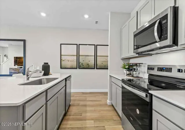 Photo 4 of Townhouse for sale at 194 Brazil Nut Cir, Jacksonville, FL 32218 | MLS# 2144559 | Listing updated on 2026-09-18