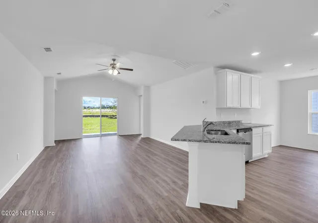 Photo 4 of Single family home for sale at 3199 Cottage Hl Pl, Green Cove Springs, FL 32043 | MLS# 2144338 | Listing updated on 2026-09-09