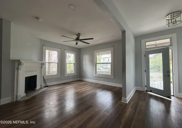 Photo 3 of Single family home for sale at 129 E 5th Street, Jacksonville, FL 32206 | MLS# 2147182 | Listing updated on 2026-08-24