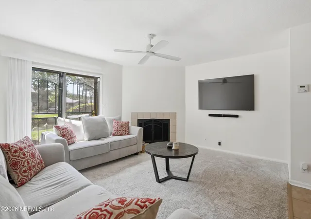 Photo 3 of Condo for sale at 7701 Baymeadows Cir W #1077, Jacksonville, FL 32256 | MLS# 2144407 | Listing updated on 2026-09-02