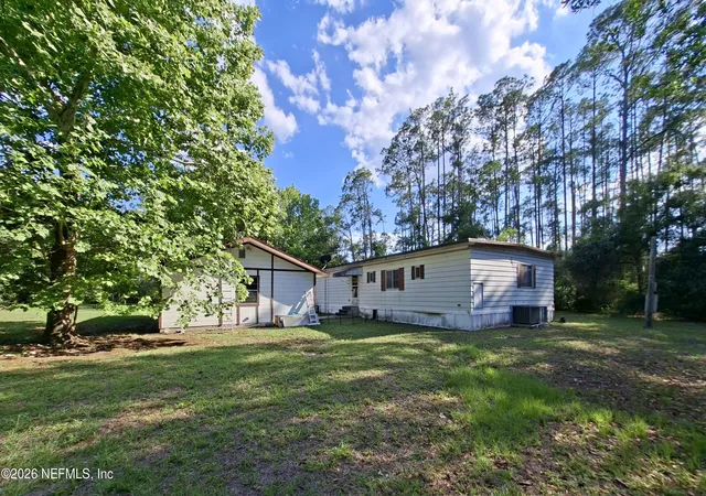 Homes for sale in Georgetown, FL | 204 Seminole Trl, Georgetown, FL 32139 | MLS# 2145730