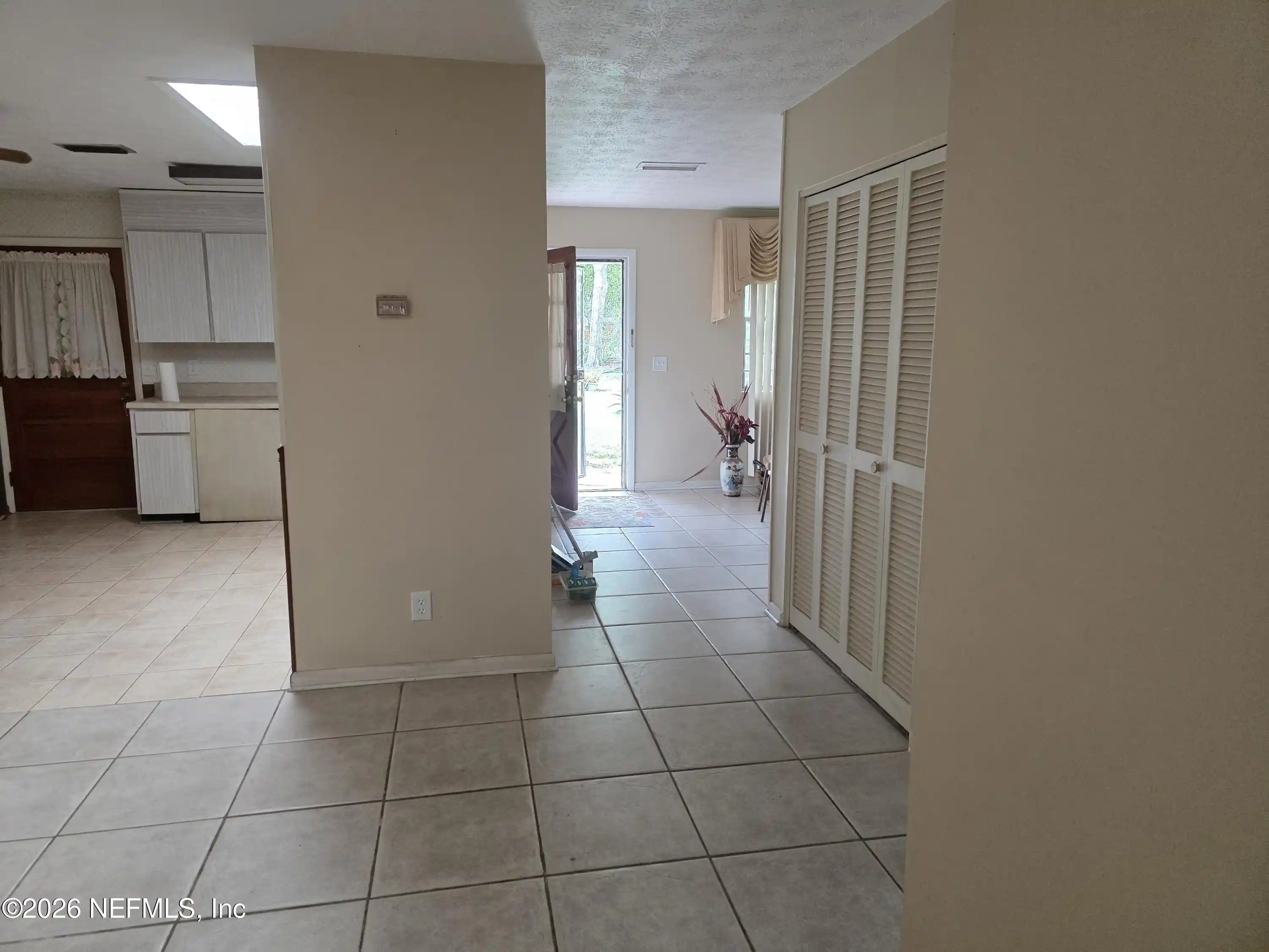 Single family home for sale at 10411 Tulsa Rd, Jacksonville, FL 32218 | MLS# 2144699