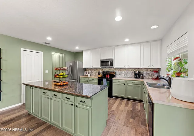 2nd image of 11768 Silver Hill Dr, Jacksonville, FL 32218 | MLS# 2147715