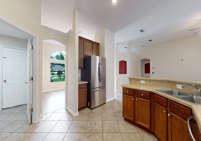 5th image of 4032 Edgeland Trl, Middleburg, FL 32068 | MLS# 2145403