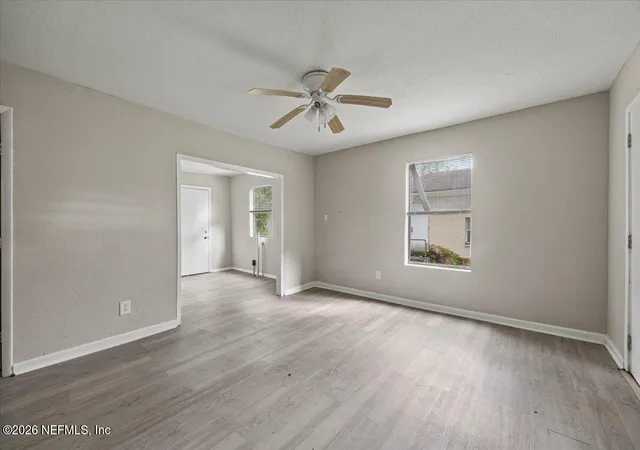 4th image of 1141 Lake Shore Blvd, Jacksonville, FL 32205 | MLS# 2144982