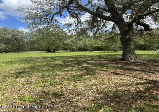 Photo 3 of Sale Pending at 123 Willis Rd, Interlachen, FL 32148 | MLS# 2145678 | Listing updated on 2026-05-22
