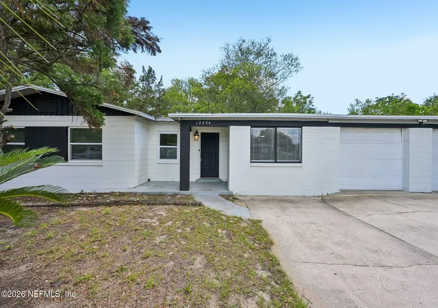 Homes for sale in Jacksonville, FL | 10554 Dobell Rd, Jacksonville, FL 32246 | MLS# 2145582