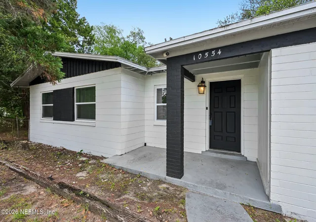 Homes for sale in Jacksonville, FL | 10554 Dobell Rd, Jacksonville, FL 32246 | MLS# 2145582