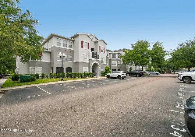 2nd image of 3591 Kernan Blvd S #208, Jacksonville, FL 32224 | MLS# 2148881