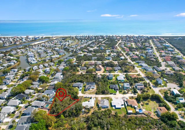 1st image of 14 Sweetbay Dr, Palm Coast, FL 32137 | MLS# 2145455