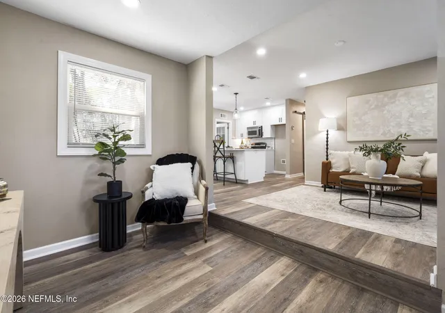 image of 4318 Kingsbury St, Jacksonville, FL 32205 | MLS# 2145509
