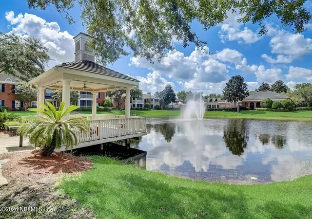Homes for sale in Jacksonville, FL | 10901 Burnt Mill Road, Jacksonville, FL 32256 | Houzeo