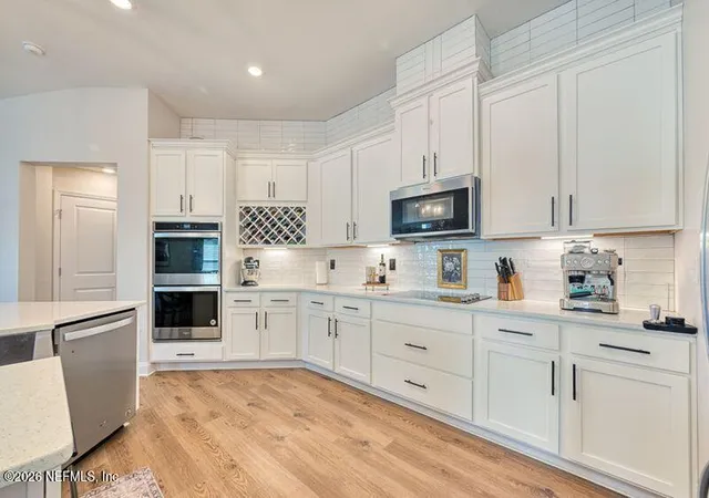 Photo 3 of Sale Pending at 3341 Loofah Pl, Green Cove Springs, FL 32043 | MLS# 2145665 | Listing updated on 2026-10-05