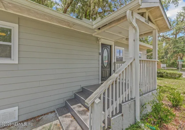 Homes for sale in Green Cove Springs, FL | 600 Lemon St, Green Cove Springs, FL 32043 | MLS# 2145907