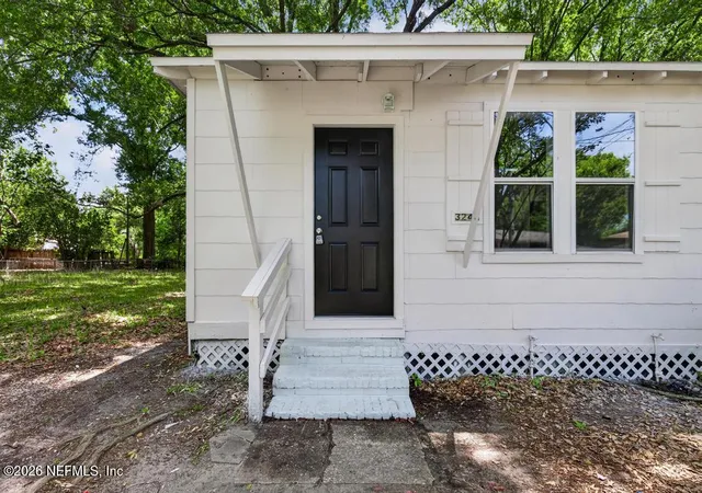 5th image of 3242 Dignan St, Jacksonville, FL 32254 | MLS# 2145989