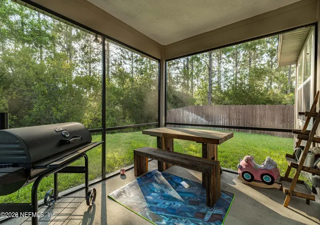 Homes for sale in Jacksonville, FL | 11940 Carson Lake Dr W, Jacksonville, FL 32221 | MLS# 2145828