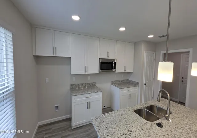 5th image of 8112 Paschal St, Jacksonville, FL 32220 | MLS# 2145942
