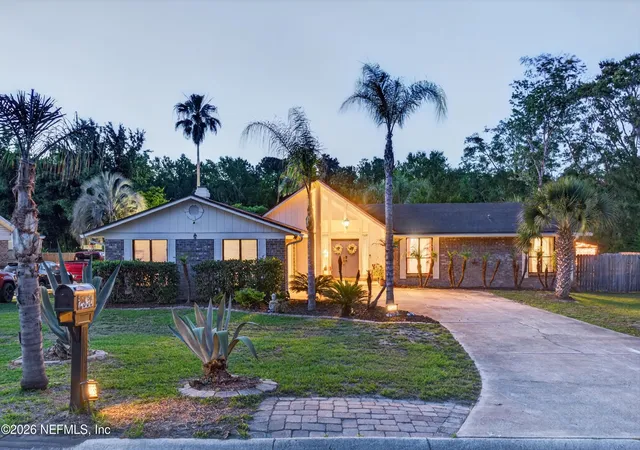 3rd image of 2556 Bottomridge Dr, Orange Park, FL 32065 | MLS# 2146345
