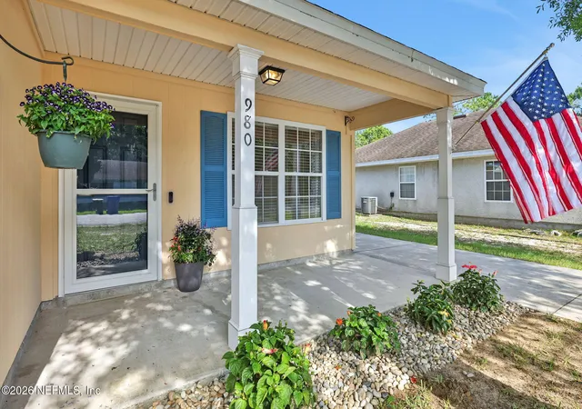 Photo 3 of Single family home for sale at 980 N Volusia St, Saint Augustine, FL 32084 | MLS# 2146124 | Listing updated on 2026-09-09