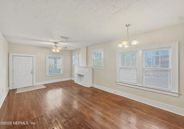 2nd image of 649 Long Branch Blvd, Jacksonville, FL 32206 | MLS# 2146335