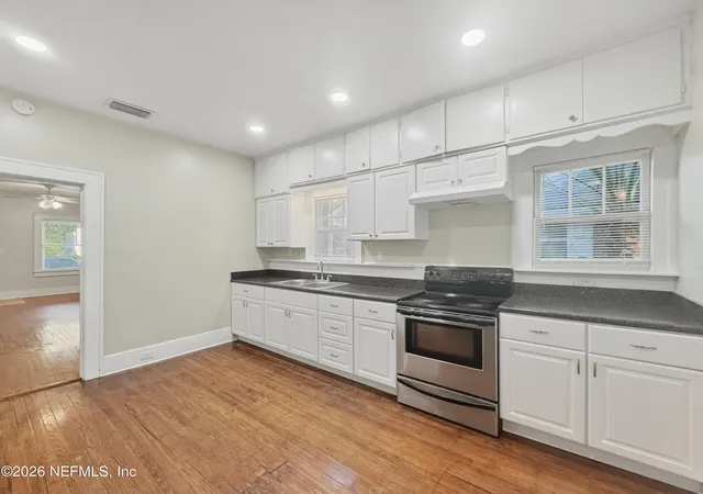 3rd image of 649 Long Branch Blvd, Jacksonville, FL 32206 | MLS# 2146335