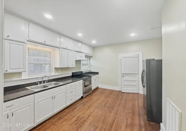 4th image of 649 Long Branch Blvd, Jacksonville, FL 32206 | MLS# 2146335
