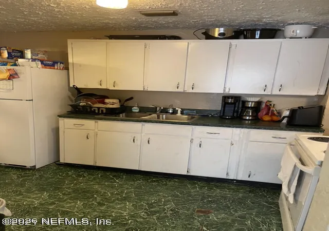4th image of 1631 Mcconihe St, Jacksonville, FL 32209 | MLS# 2146357
