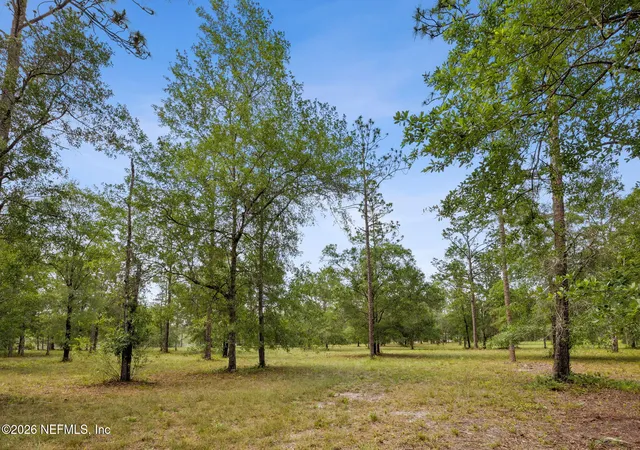 Photo 2 of Land for sale at 6015 Plantation Ct, Keystone Heights, FL 32656 | MLS# 2146542 | Listing updated on 2026-05-22