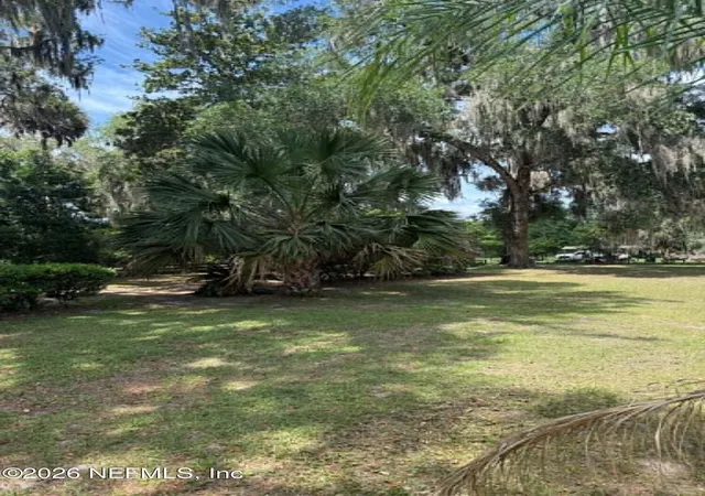 Homes for sale in San Mateo, FL | 126 E East End Rd, San Mateo, FL 32187 | MLS# 2146401